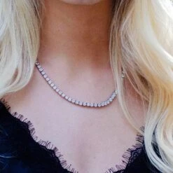 Hip Hop Bling VVS Iced Out Tennis Chain 4MM -Wandr Jewelry Store hip hop bling vvs iced out tennis chain 4mm hiphopbling 623099