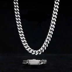 VVS Moissanite Miami Cuban Bracelet Steel / .925 Silver -Wandr Jewelry Store vvs moissanite miami cuban bracelet steel 925 silver hiphopbling 140910